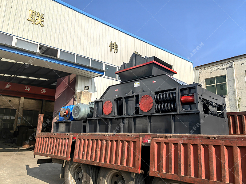 廢棄混凝土骨料破碎用到哪些設(shè)備？對輥破碎機(jī)怎么樣？